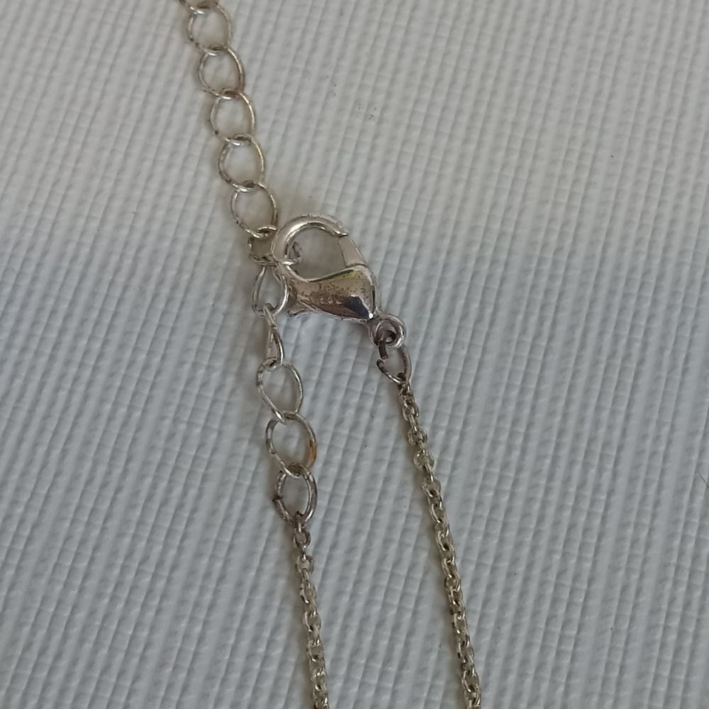 Lightweight Silver Tone Chain Small Square Rhinestone Encrusted Pendant Necklace - Picture 9 of 10